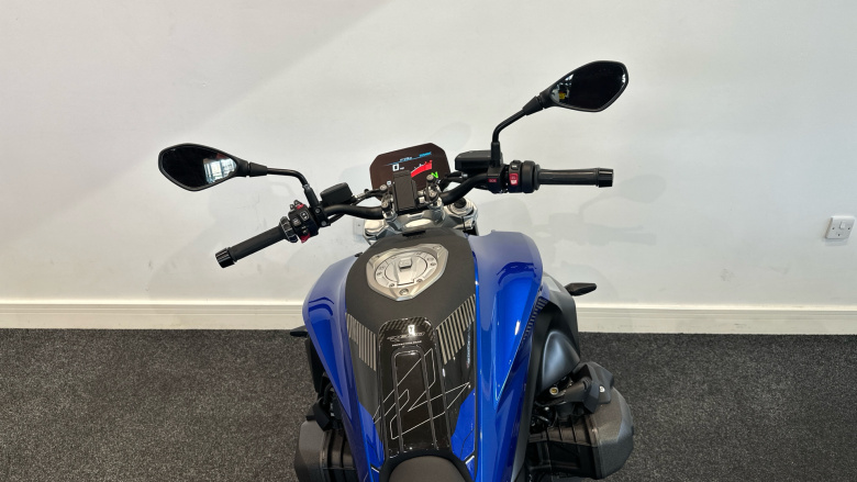 BMW R1300 R SE (25MY)